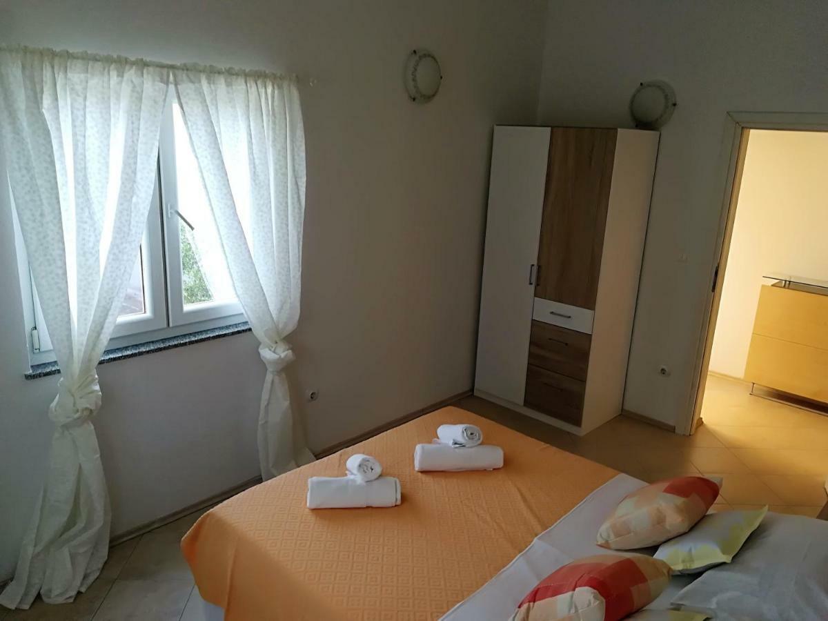 Apartman Rosanda 1 Premuda Exterior foto